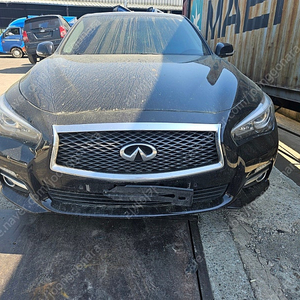 인피니티 q50 2.2d 차량부품 판매 합니다.