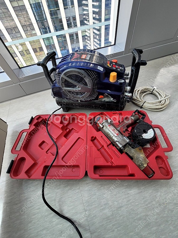맥스 고압콤프레샤1250EII + 고압타카 HN-120...--2