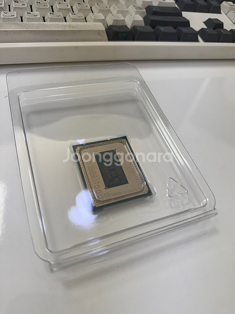 인텔 i7-14700K 씨넥스 정품 미사용 교환 받은 상태로 바로 판매합니다.--1