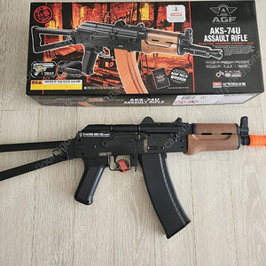 아카데미 AKS-74U 전동