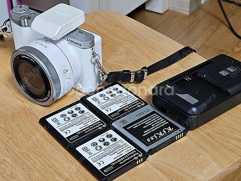 삼성 미러리스 nx3000 + 16-50렌즈 팝니다--3