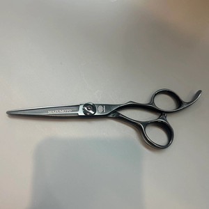 헤어 미용가위 블랙팔아요 ( 네고가능)