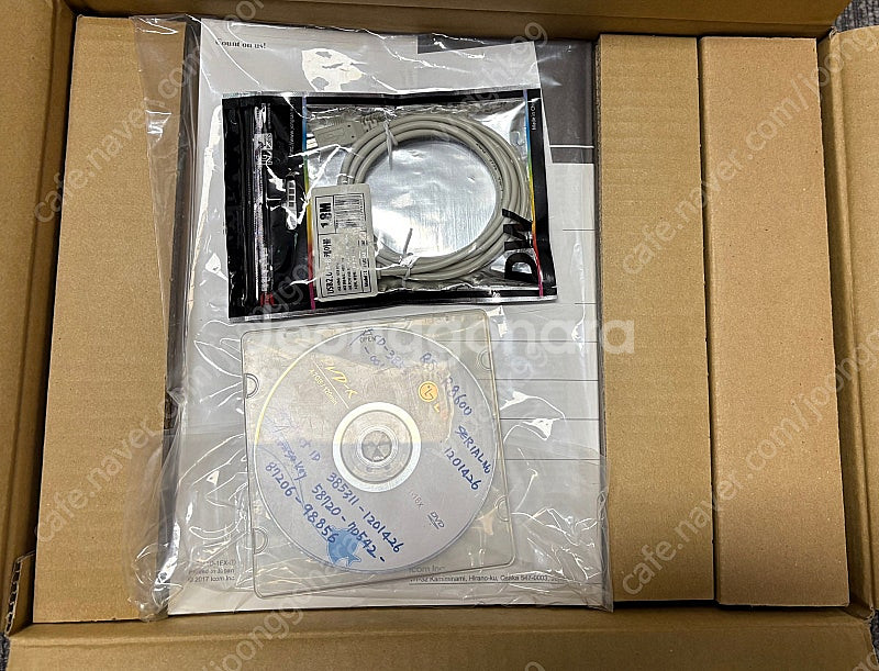 IC-R8600--3