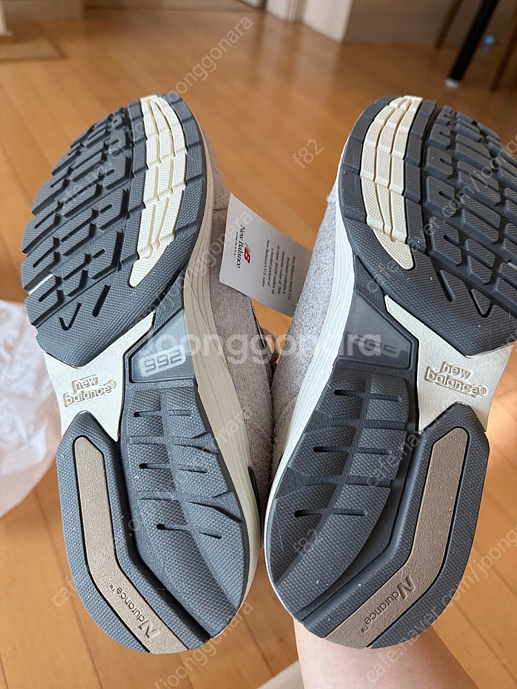 뉴발란스 992 문락 머쉬룸 240--1