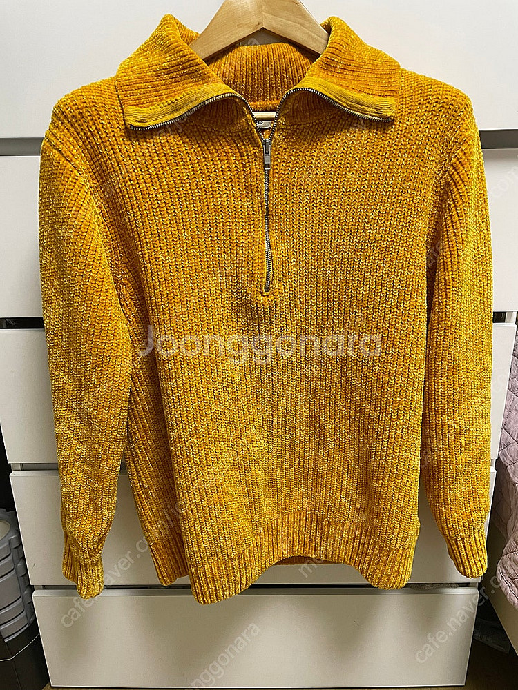 미국 어반아웃피터스 Urbanoutfitters 반집업...--1
