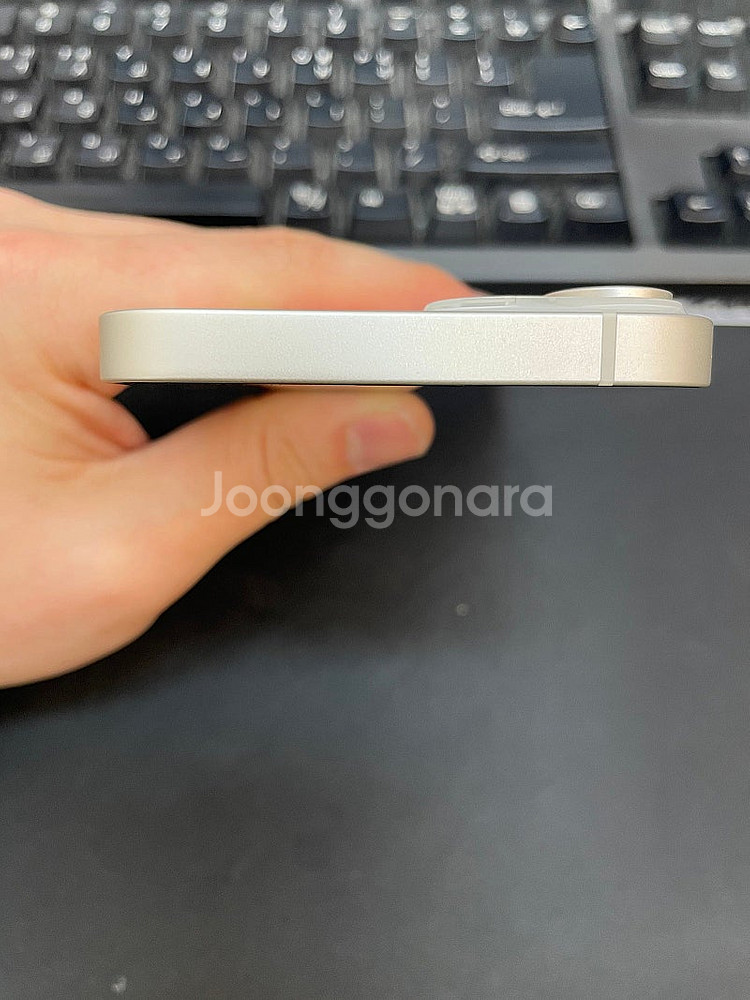아이폰14 화이트 128GB 상태좋은 중고49만팝니다.--3