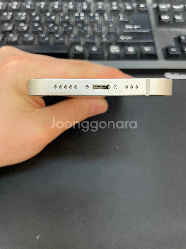 아이폰14 화이트 128GB 상태좋은 중고49만팝니다.--5