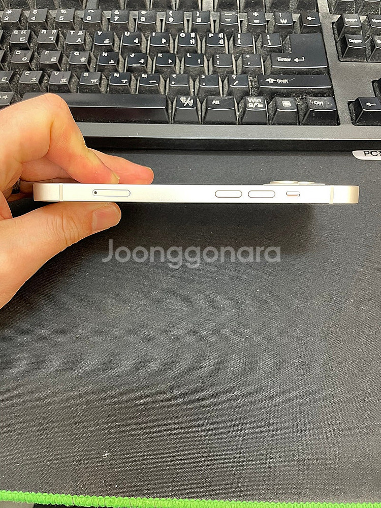 아이폰14 화이트 128GB 상태좋은 중고49만팝니다.--6