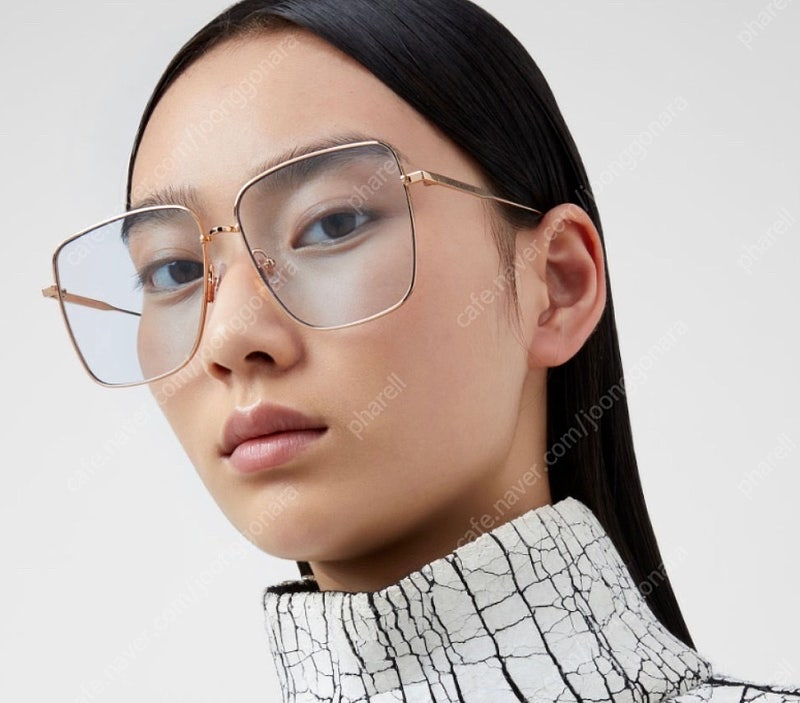 젠틀몬스터 윈드윈드 032 오버사이즈 선글라스 팝니다--1