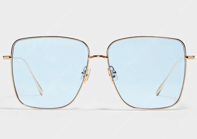 젠틀몬스터 윈드윈드 032 오버사이즈 선글라스 팝니다--2