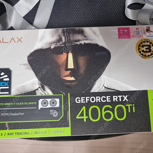 갤럭시 RTX 4060TI (화이트) 팝니다.