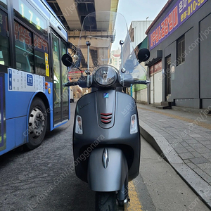 16년식 베스파 GTS300 IE슈퍼스포츠 관리S급 판매합니다