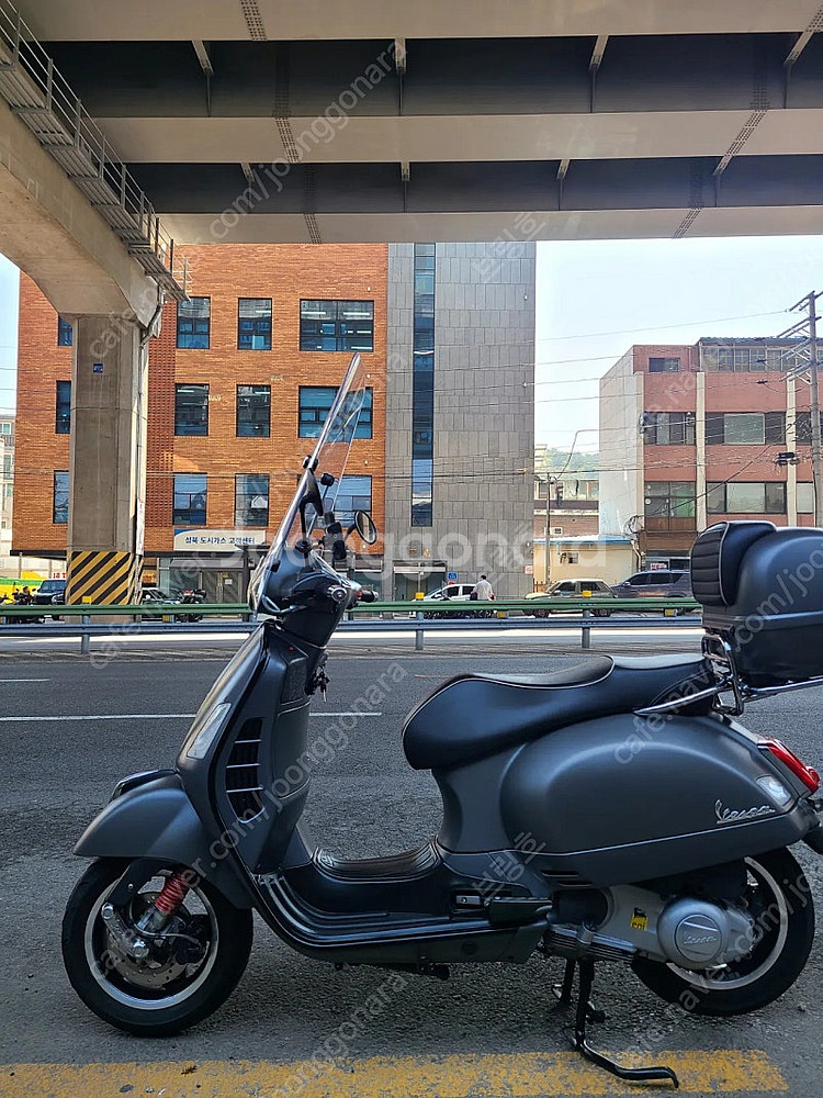 16년식 베스파 GTS300 IE슈퍼스포츠 관리S급 판...--1