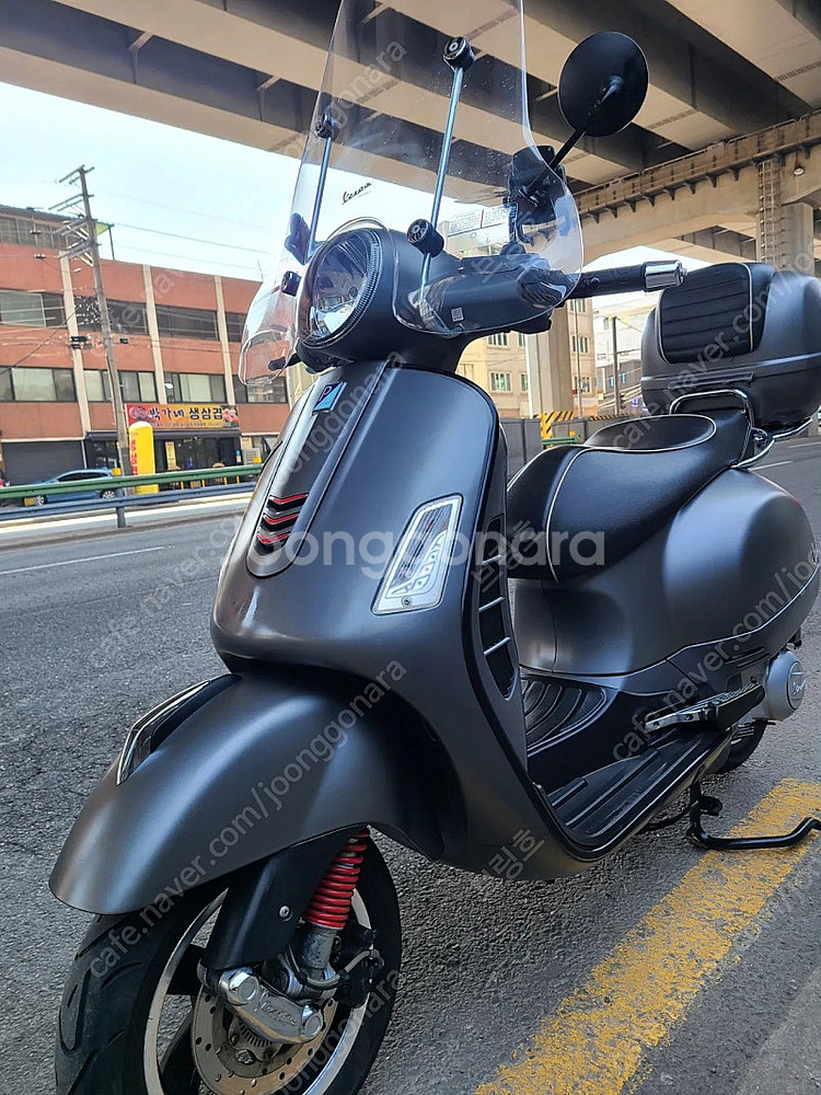 16년식 베스파 GTS300 IE슈퍼스포츠 관리S급 판...--2