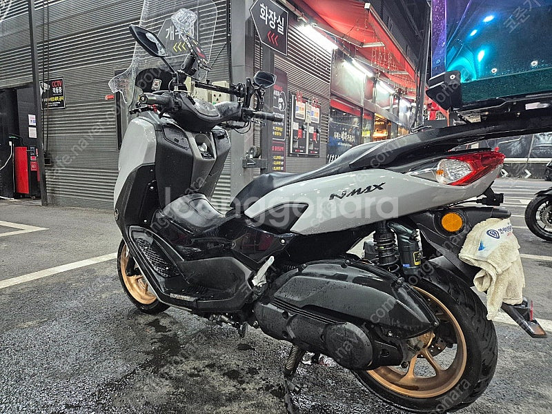 22년식 머드그레이 NMAX155 판매합니다--1