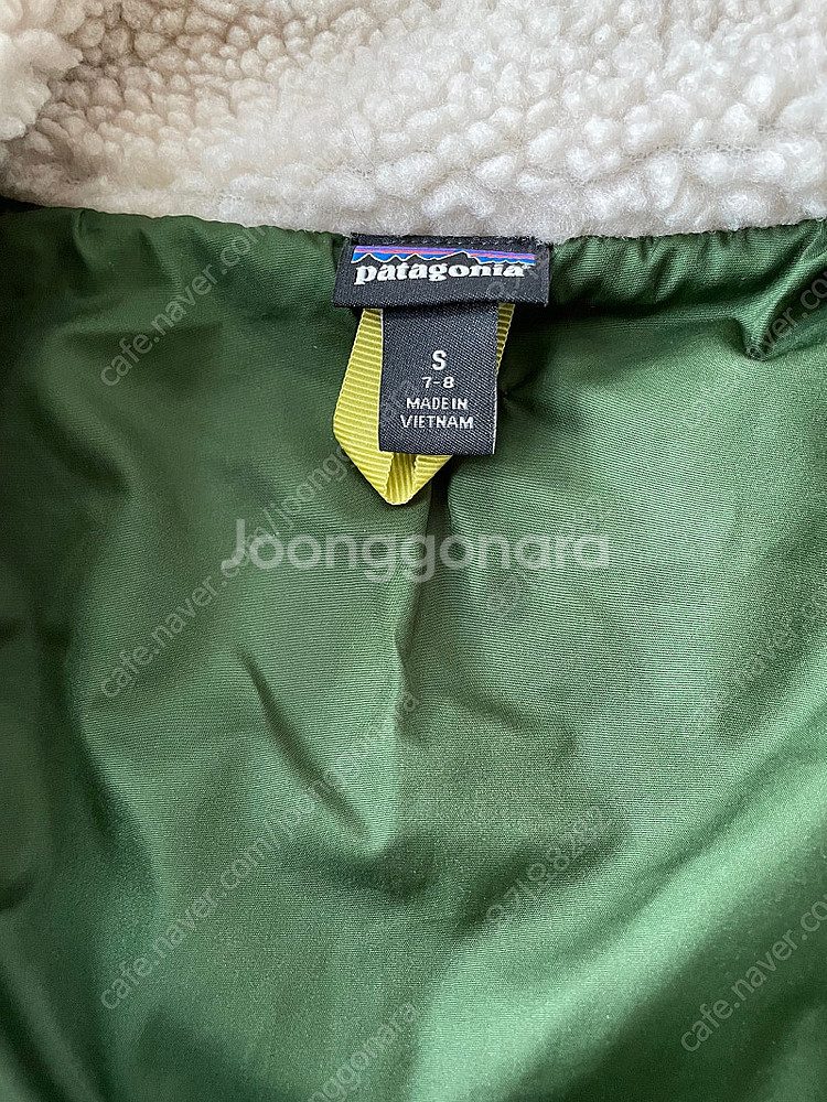 파타고니아키즈 베스트 2개 리버시블점퍼 일반점퍼 총 4개 팝니다--2