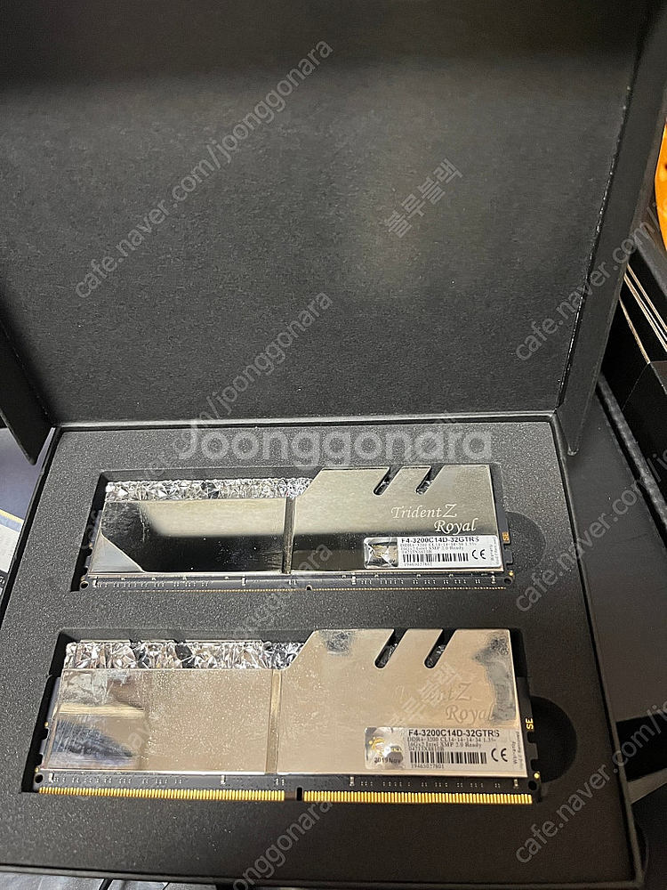 G.skil Royal 32G 3200 cl14 팝니다...--0