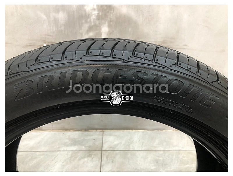 중고타이어 브릿지스톤 투란자 EL440 235/45R1...--2