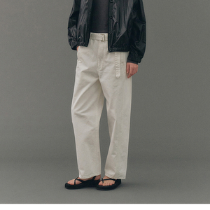 어그스트 밸티드 커브드 데님 아이보리 belted curved denim pants (ivory)