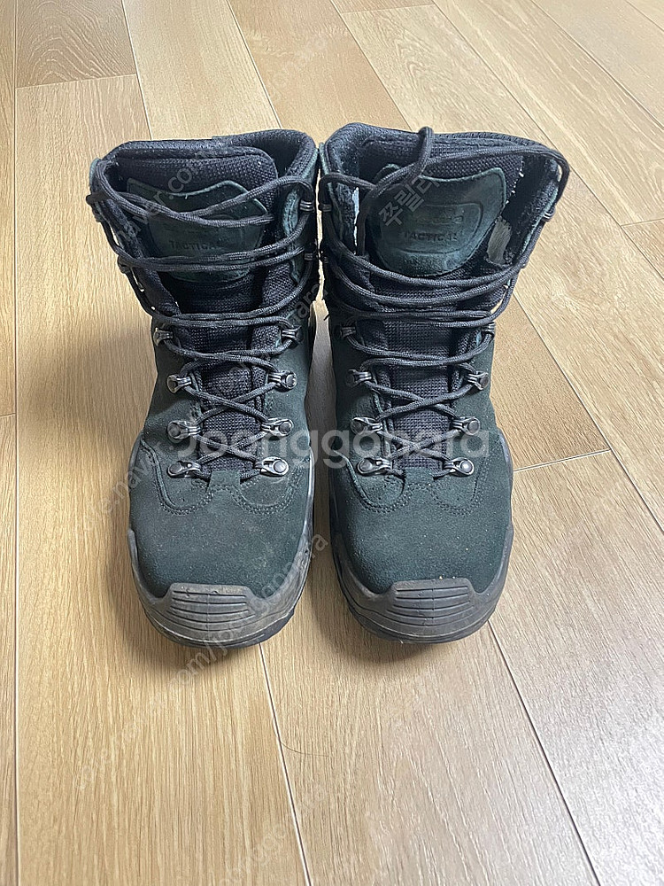 로바 등산화 7.5d--0