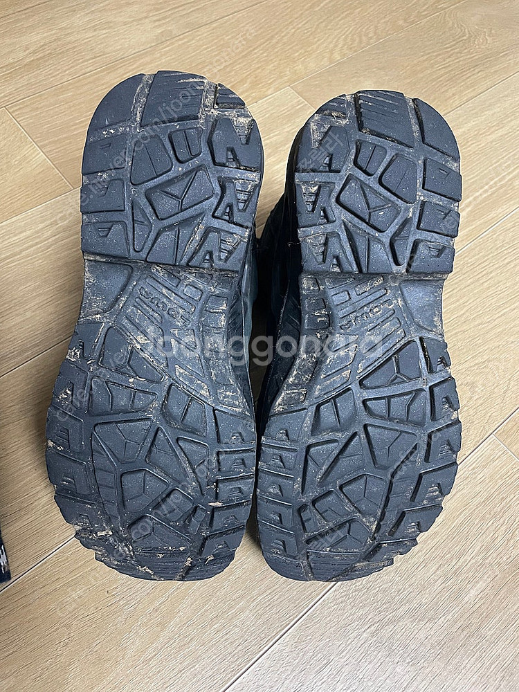 로바 등산화 7.5d--3