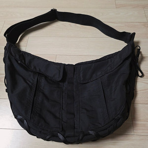 이우가마카라스 Taped Shoulder Bag 팜 반택포