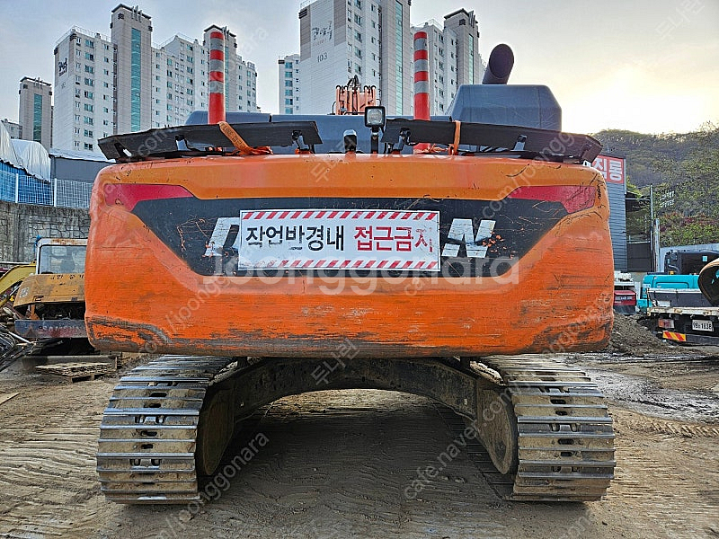 두산 DX300LC-5K 2017년식 가동팔천 10 궤...--3
