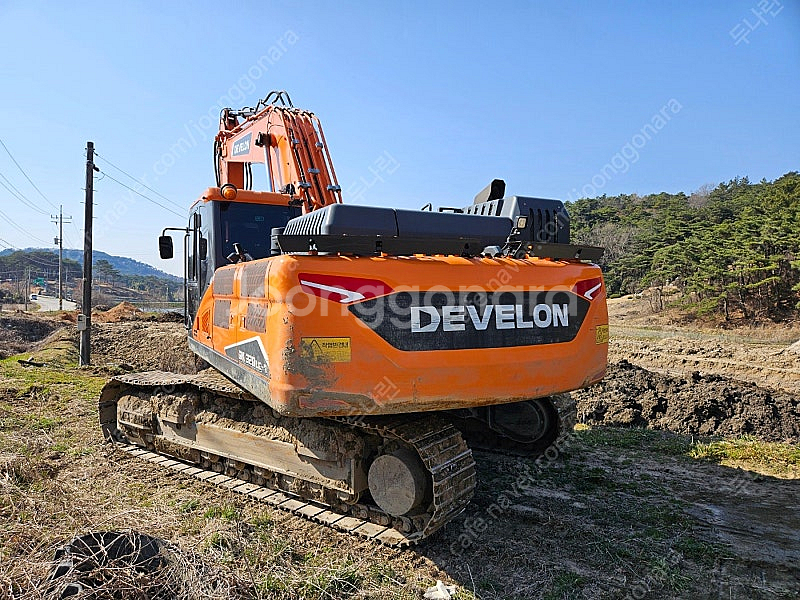 두산 DX320LC 2022년식 가동4100 어라운드뷰...--3