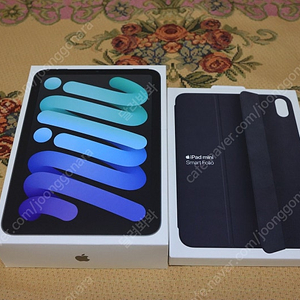 아이패드 미니 A17 Pro, 스페이스 그레이,128GB, 와이파이 새제품급 팝니다(정품 스마트폴리오케이스 포함)
