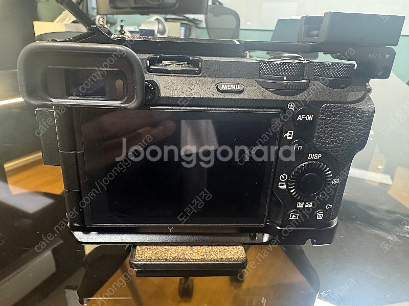 소니 A6700 , F16-55G 렌즈 판매합니다.--3
