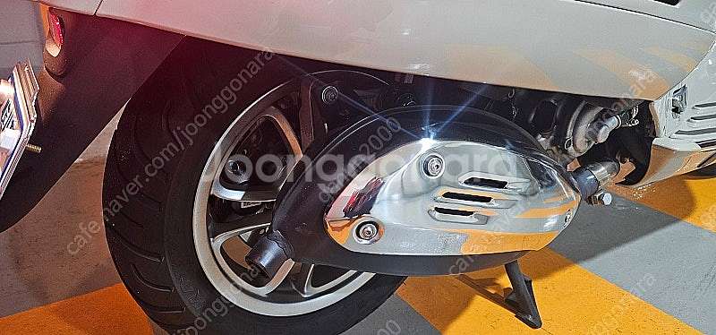 24년 베스파 gts300 판매합니다.--5