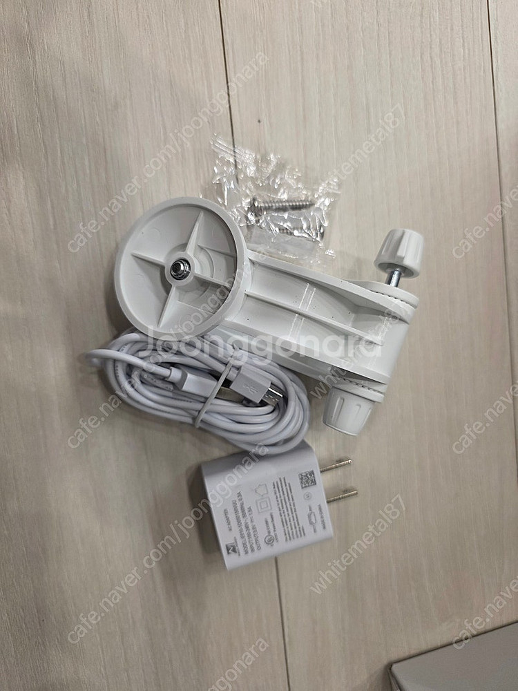 암크레스트 Amcrest IP2M-841W-V3 카메라...--1