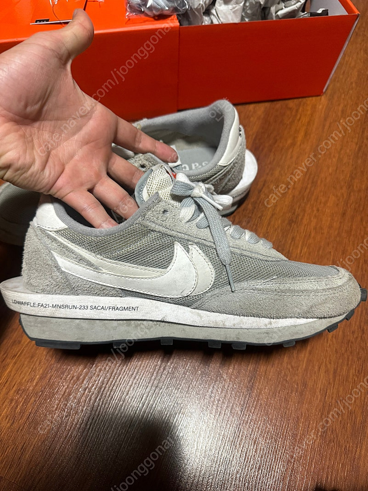 [265]나이키 사카이 프라그먼트 LD와플 라이크 스모크 그레이 이미지