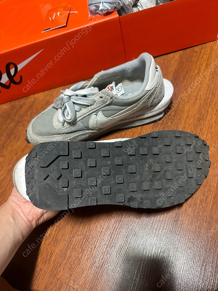 [265]나이키 사카이 프라그먼트 LD와플 라이크 스모크 그레이 이미지