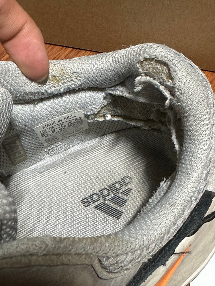 [265]아디다스 이지부스트 700 웨이브 러너 솔리드 그레이 이미지