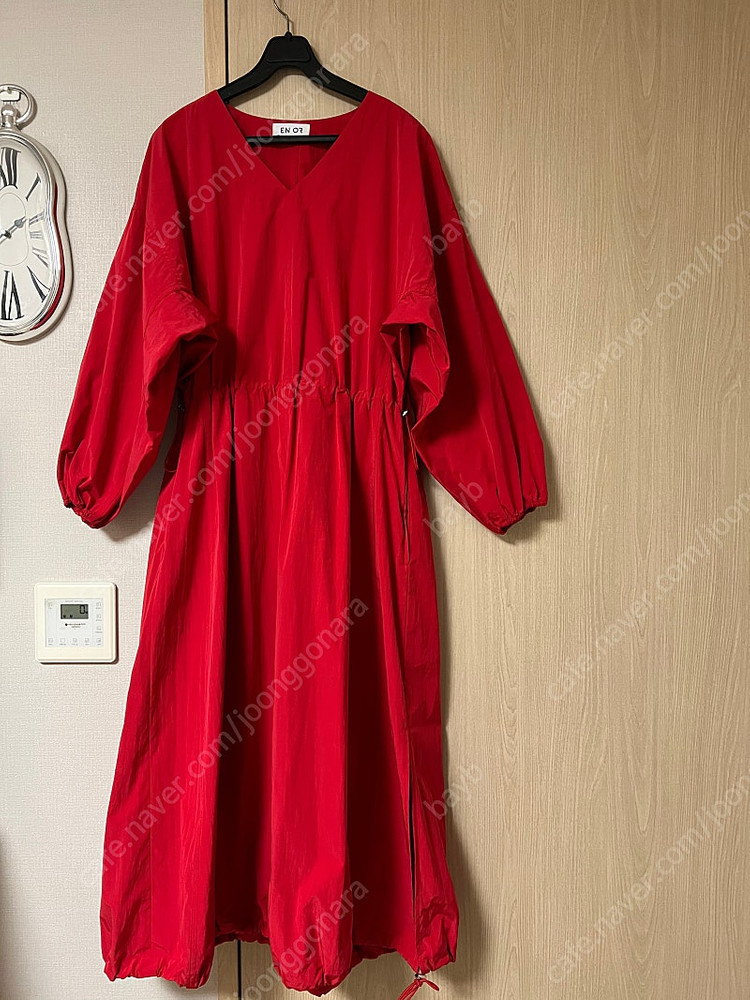 엔오르 ENOR 퍼프 슬리브 스트링 드레스 레드 바스락 롱원피스 셀프웨딩 유색드레스 이미지