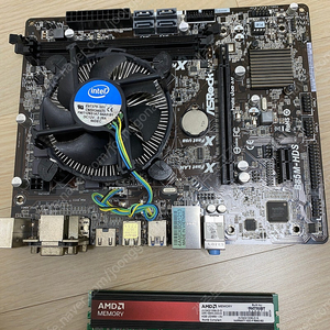 ASRock B85M-HDS 메인보드랑 4gb ram 판매합니다.