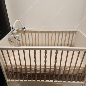 이케아 아기침대 뮐라,신생아용품,신생아 침대,원목 아기침대