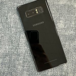 갤럭시노트8 64G 블랙 액정미세파손 기능정상 게임용 서브용 4만원 판매해요