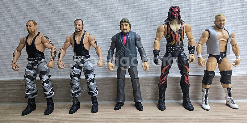 wwe 마텔 피규어 판매합니다--2