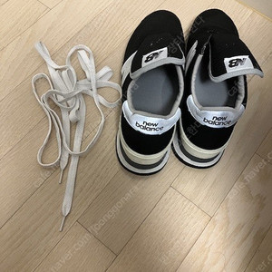 뉴발란스 m990v1 블랙 265 싸게 11만원