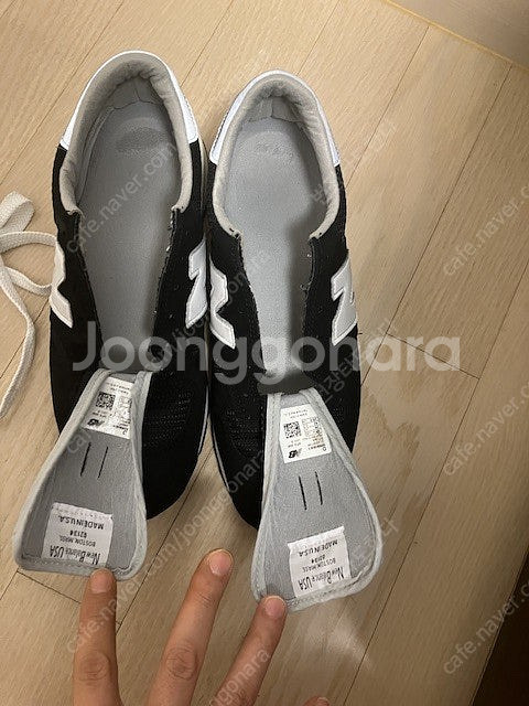 뉴발란스 m990v1 블랙 265 싸게 11만원--2