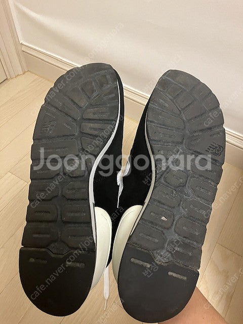 뉴발란스 m990v1 블랙 265 싸게 11만원--3