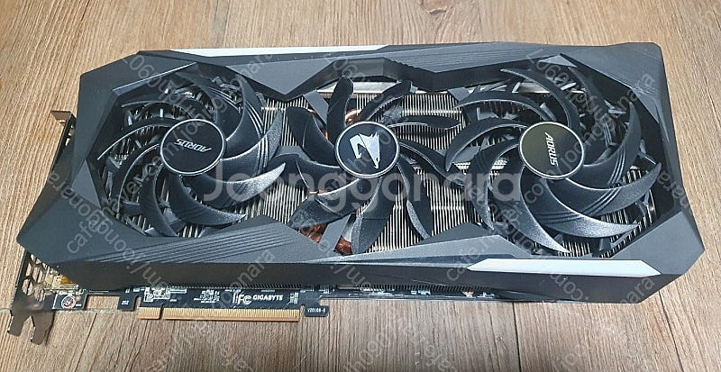 GIGABYTE AORUS 라데온 RX 6800XT M...--0