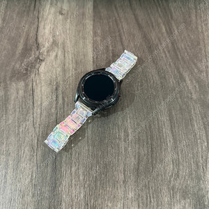 갤럭시 워치4클래식 블랙 42MM 액정S급 충전케이블포함! 4만원 판매합니다!
