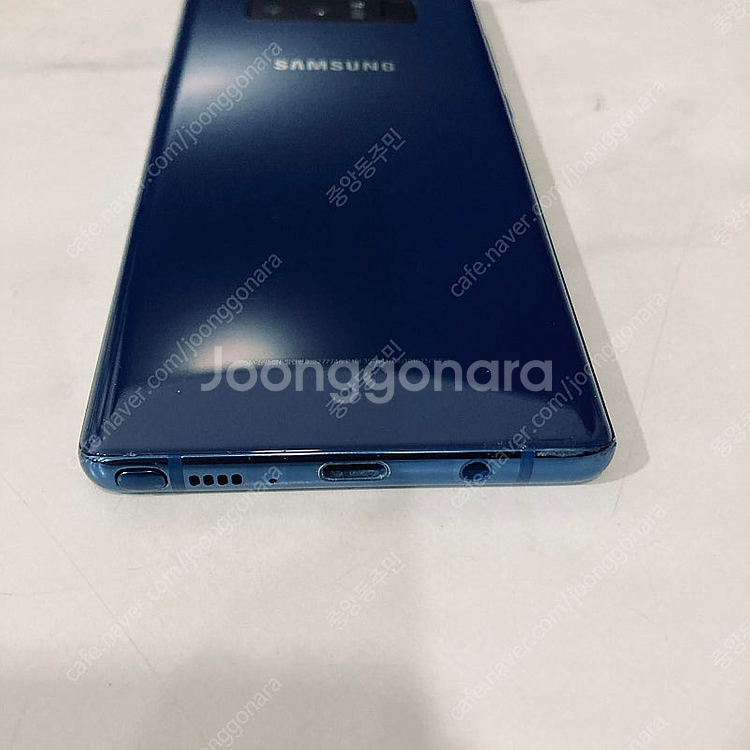 갤럭시 노트8 블루 64G 매우깨끗한기기 4만5천원 판...--2
