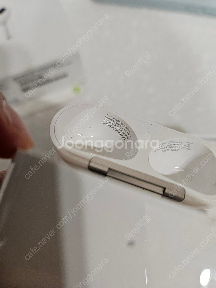 (본체만) 에어팟 3세대 맥세이프형 *MME73KH/A...--5