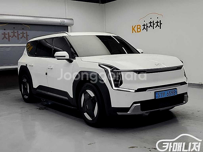 [기아]EV9 4WD 에어 2024 년 전기 중고차 전...--0