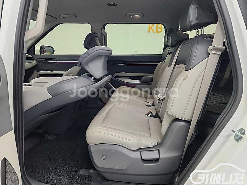[기아]EV9 4WD 에어 2024 년 전기 중고차 전...--3