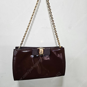 페라가모 바라 페이던트 미니 토트백